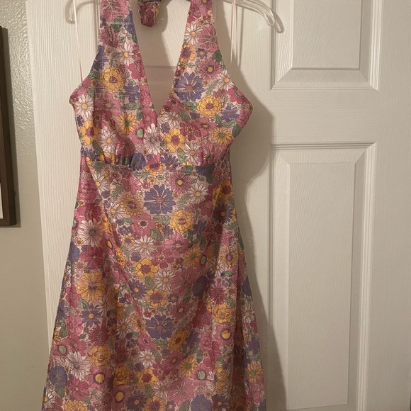 Floral Halter Dress - Picture 3 of 3